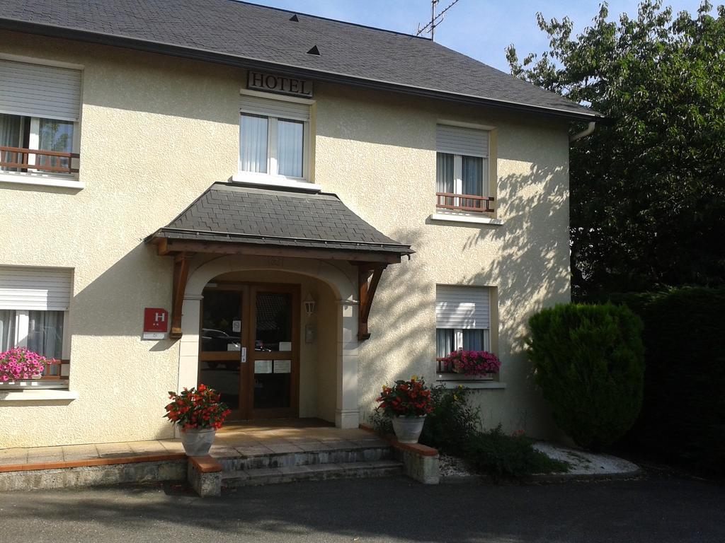 Hotel Restaurant Le Bourgneuf Morlaas Exterior foto