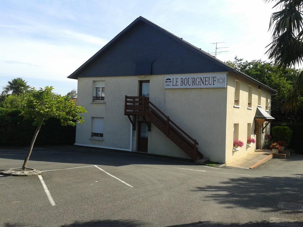 Hotel Restaurant Le Bourgneuf Morlaas Exterior foto